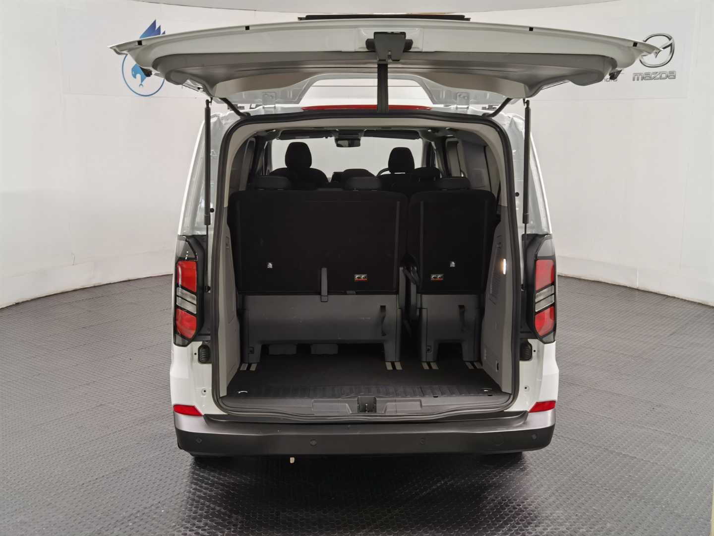 FORD TOURNEO CUSTOM 2.0TDCi TREND A/T (96KW) image 10