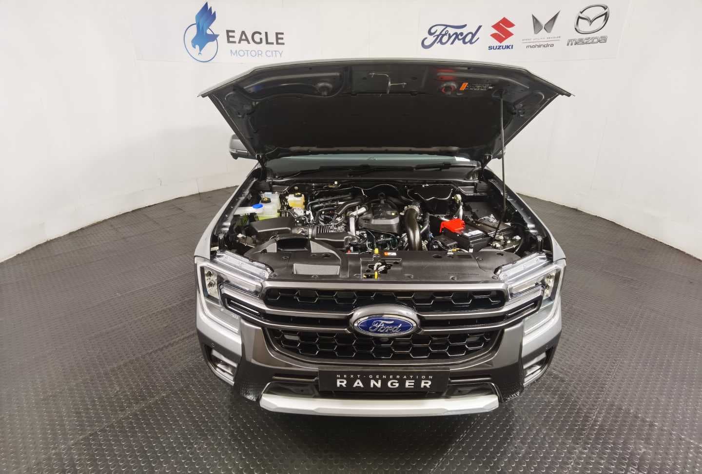 FORD RANGER 2.0D BI-TURBO WILDTRAK 4X4 A/T D/C P/U image 4