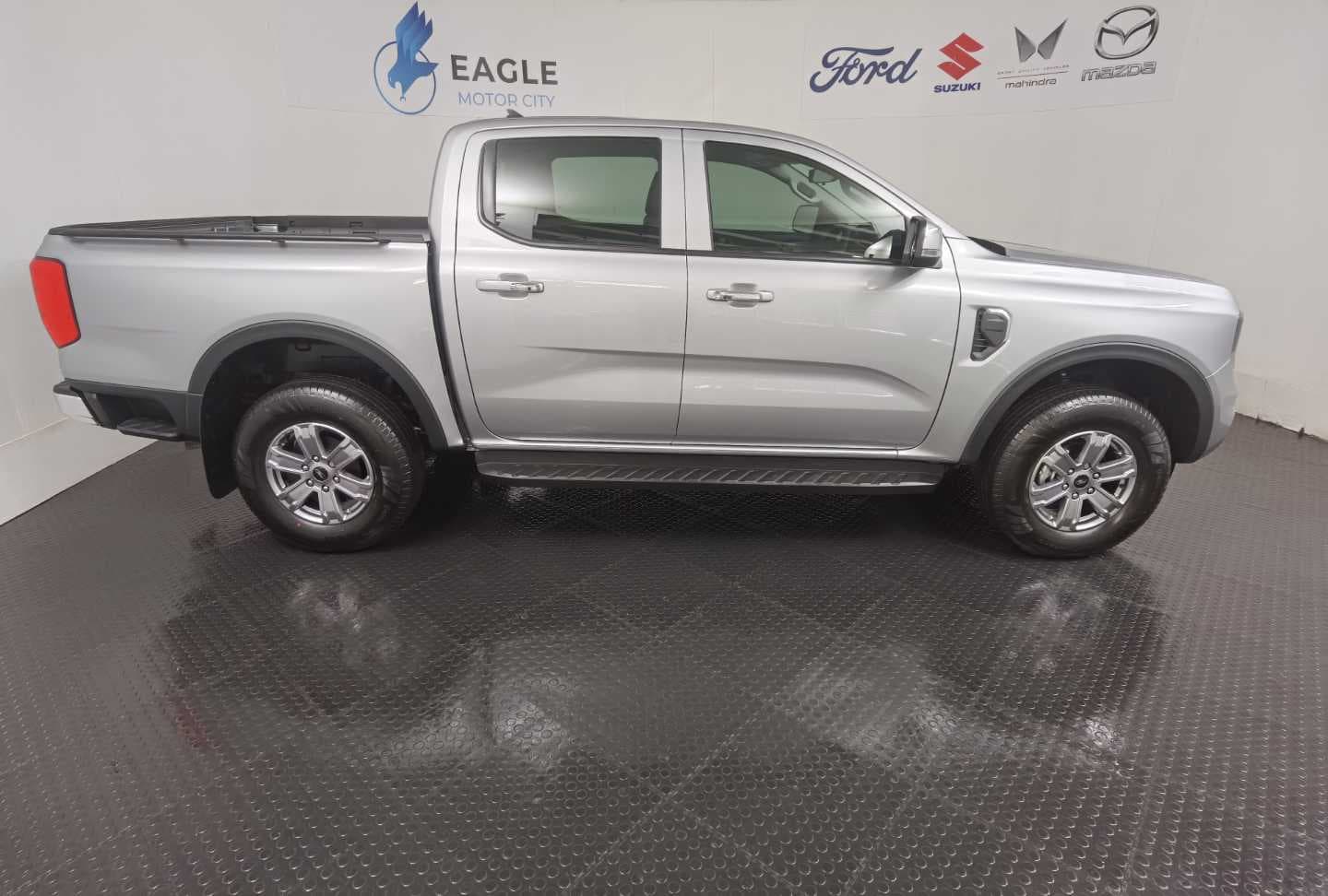 FORD RANGER 2.0D XL A/T D/C P/U image 9