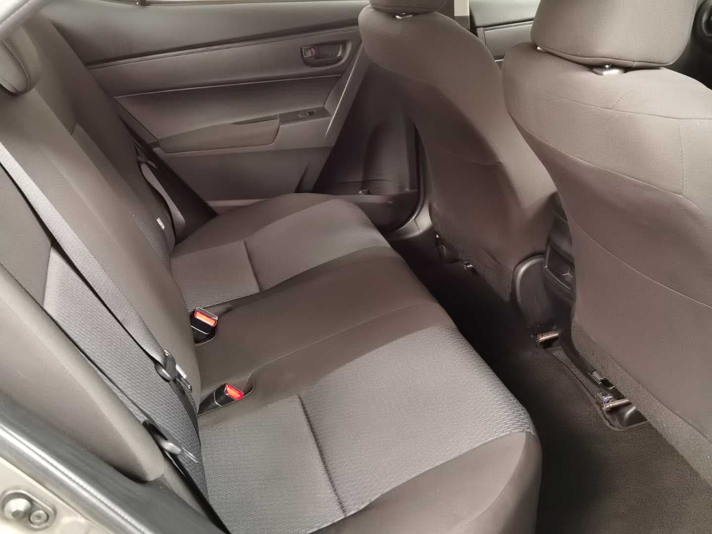 TOYOTA COROLLA QUEST PLUS 1.8 CVT image 15