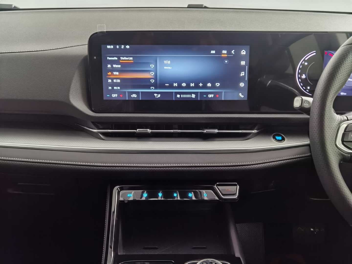 FORD TERRITORY TREND 1.8L ECOBOOST A/T image 14