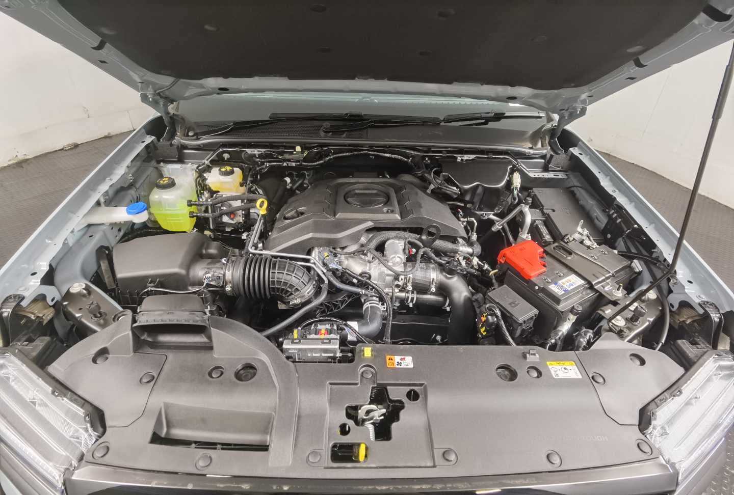 FORD RANGER 3.0D V6 SPORT A/T 4X4 D/C P/U image 5