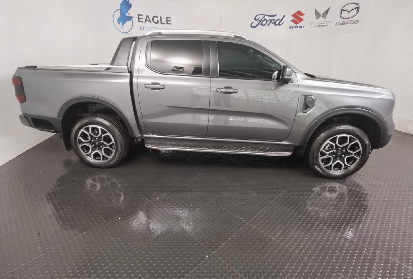 FORD RANGER 3.0D V6 WILDTRAK AWD A/T D/C P/U image 9