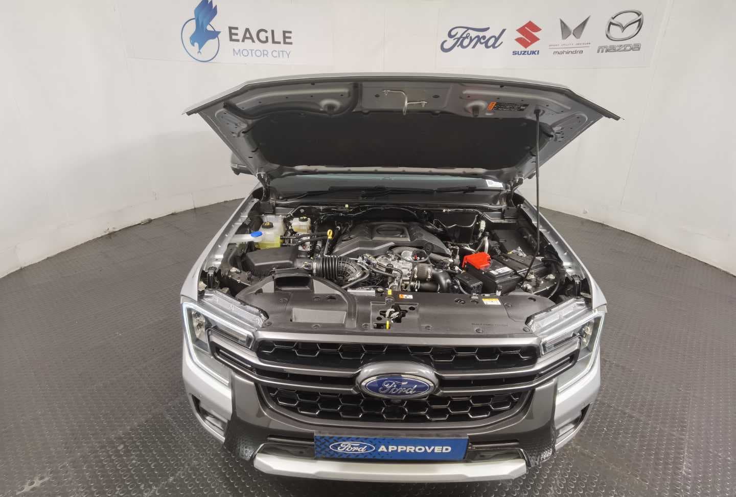 FORD RANGER 3.0D V6 WILDTRAK AWD A/T D/C P/U image 5