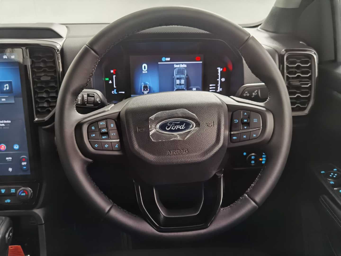 FORD RANGER 2.0D SIT XLT A/T D/C P/U image 18