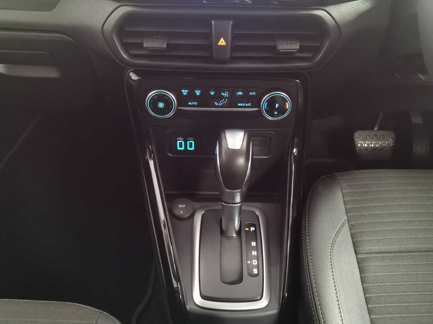 FORD ECOSPORT 1.0 ECOBOOST TITANIUM A/T image 13