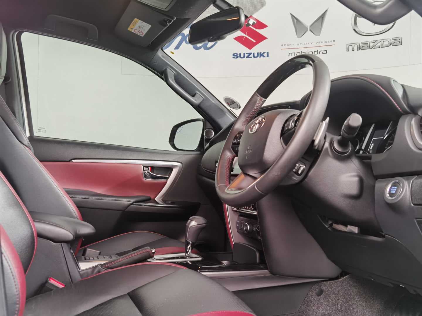 TOYOTA FORTUNER 2.8 GD-6 4X4 AT (MHEV) image 17