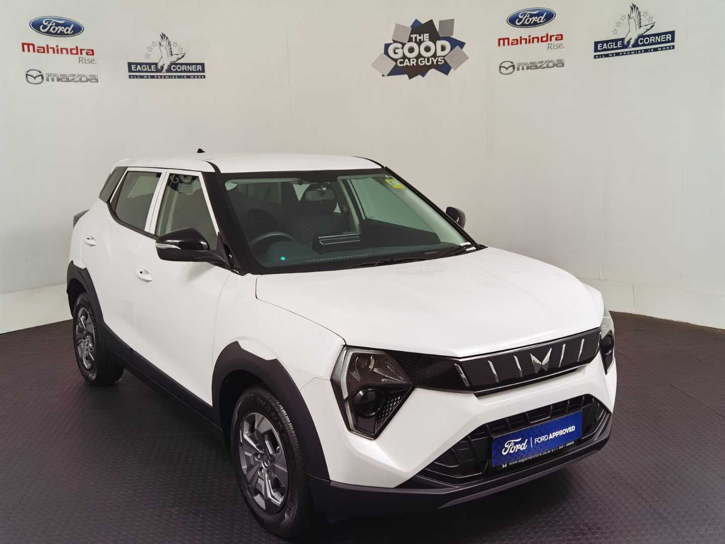 MAHINDRA XUV3XO 1.2T MX2 A/T